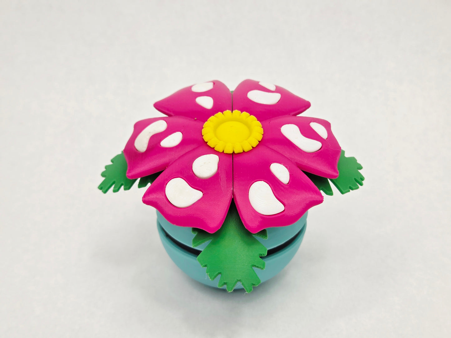 🌿Capsule Creatures #0003 – Fan-Inspired Display Figure | 3D Printed Collectible