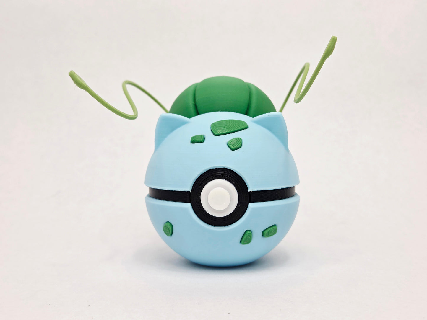 🍃 Capsule Creatures #0001 – Fan-Inspired Display Figure | 3D Printed Collectible